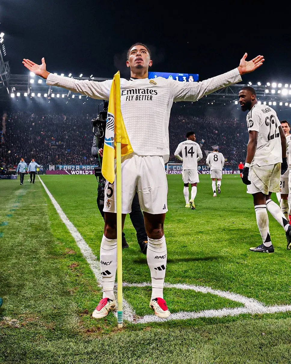 贝林厄姆复出首秀出彩，多特蒙德主场横扫利物浦，豪取5连胜(贝林厄姆是哪国人)